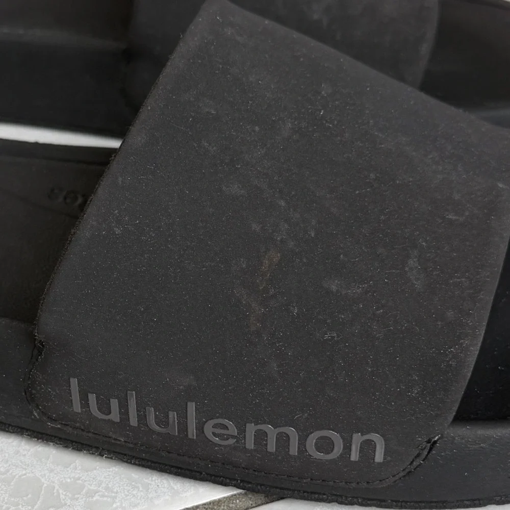 lululemon Restfeel Slide Men Size 12 Black Graphite Comfort Sandals Sporty Beach